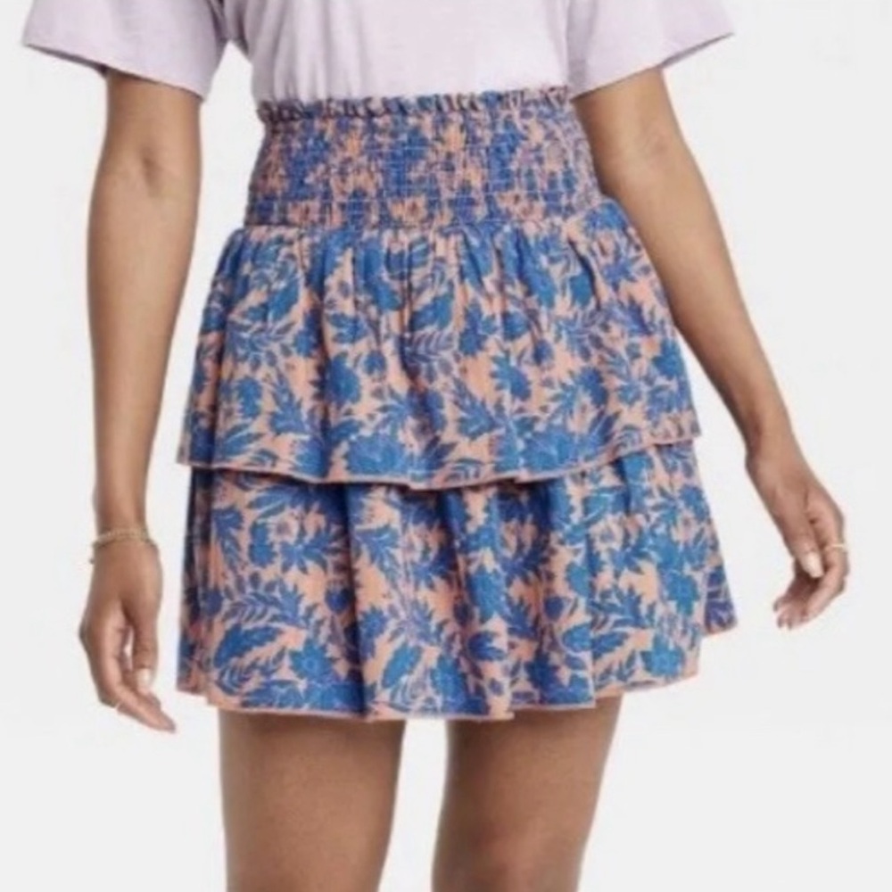 Universal Thread Mini Skirt Medium Pink Blue Floral Ruffle Tiers Smocked Cotton